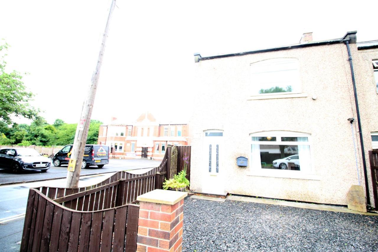 Whitley Bay - Sleeps 6 - Refurbished Throughout - Fast Wifi - Dogs Welcome ภายนอก รูปภาพ