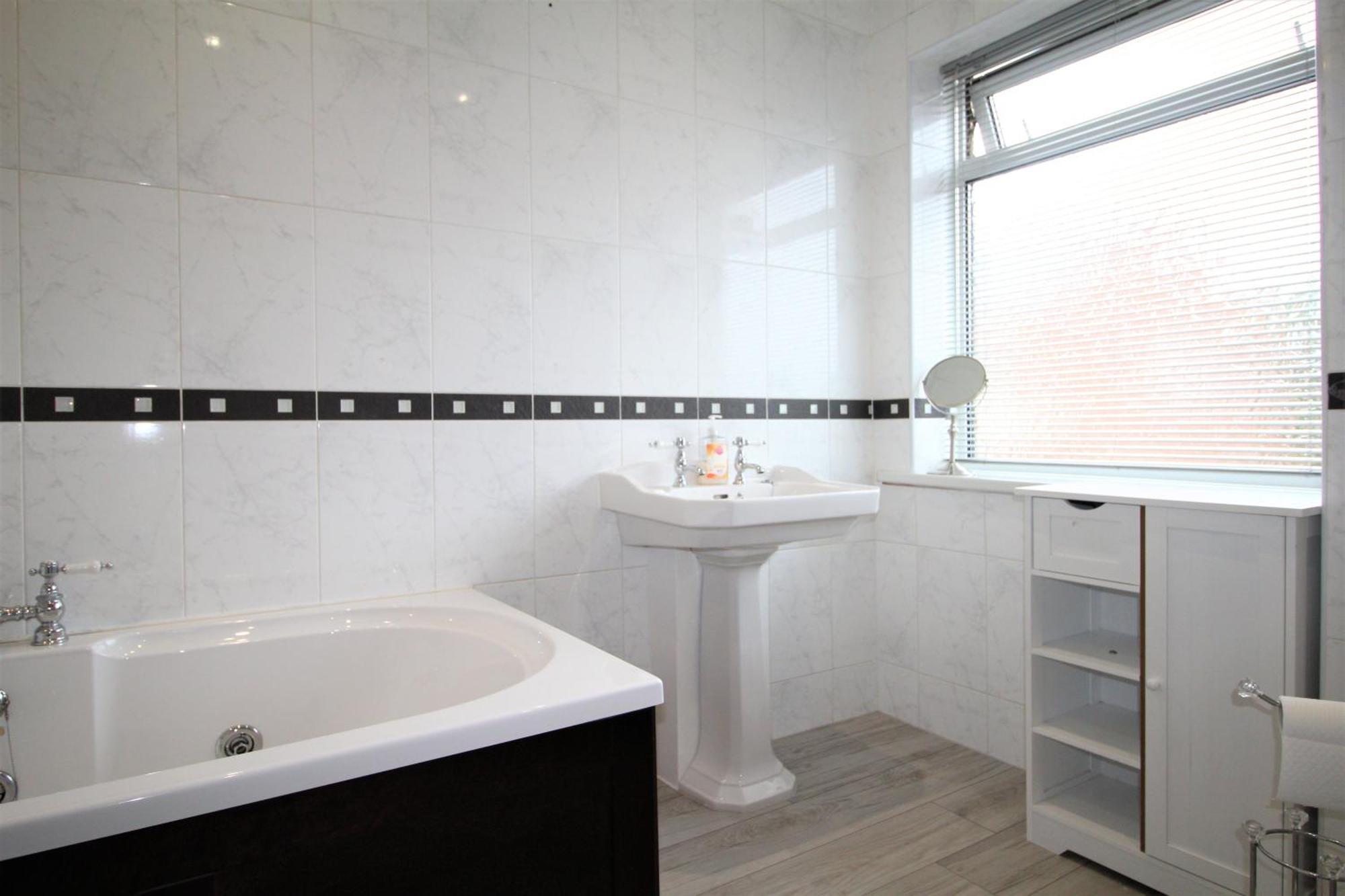 Whitley Bay - Sleeps 6 - Refurbished Throughout - Fast Wifi - Dogs Welcome ภายนอก รูปภาพ